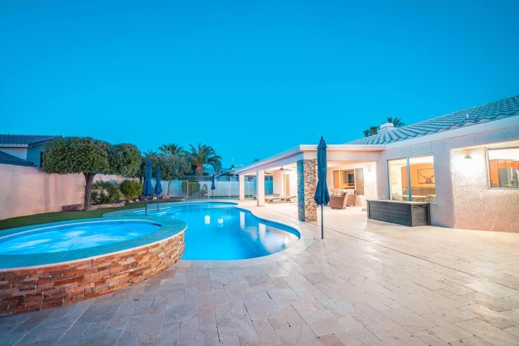 Grand Havasu Oasis With Custom Pool & Spa! Lake Havasu City Bagian luar foto