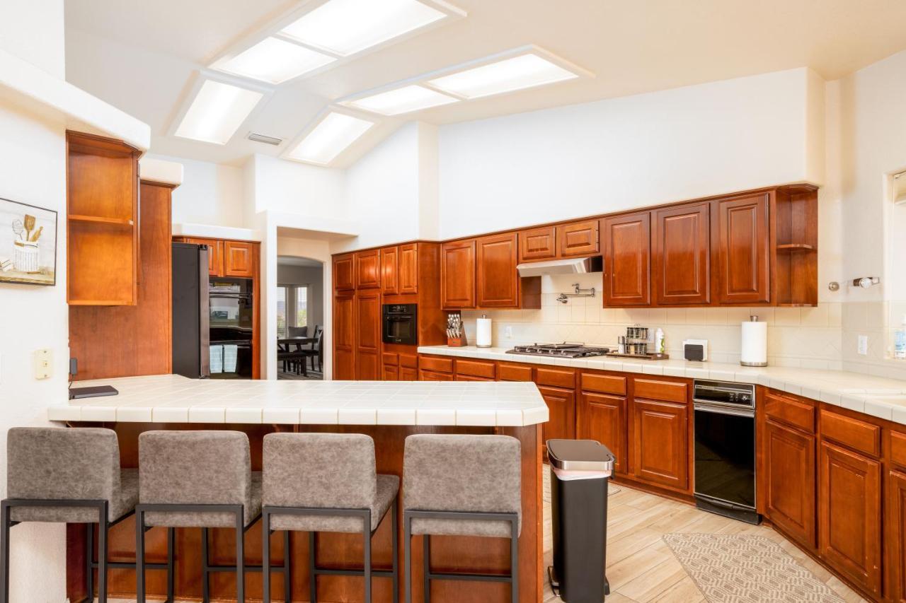Grand Havasu Oasis With Custom Pool & Spa! Lake Havasu City Bagian luar foto